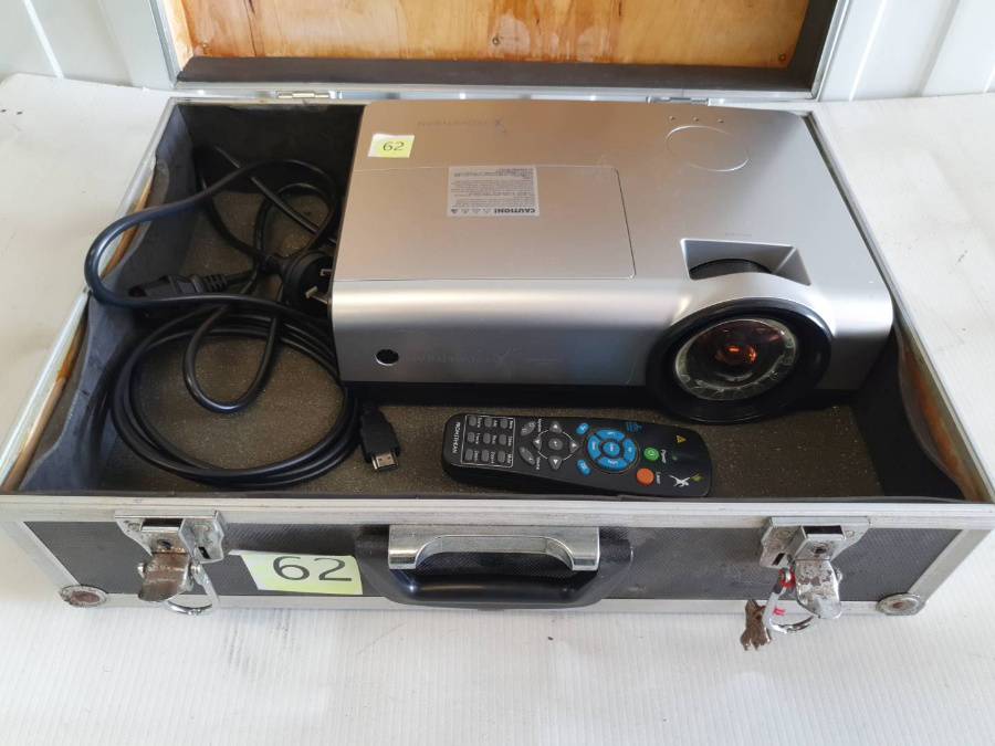 Selling Promethean projector PRM35