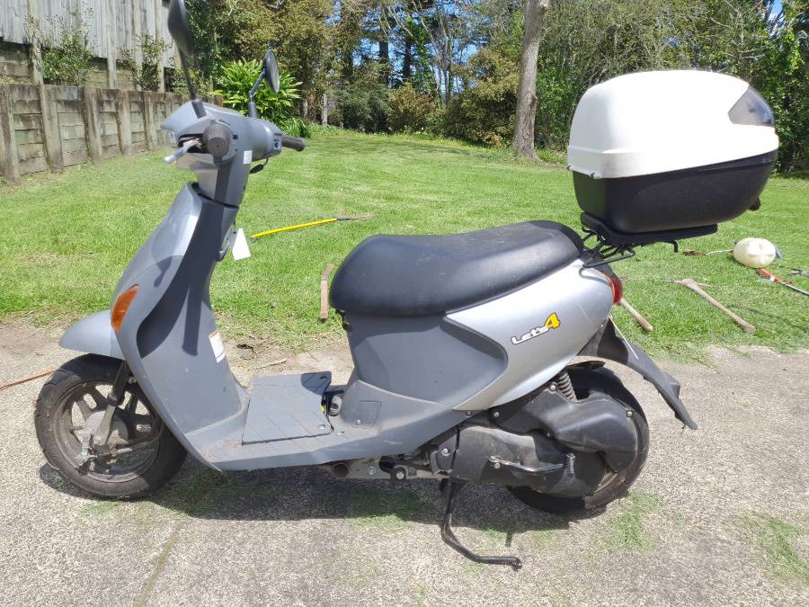 Suzuki 50cc Scooter | number8.bid | number 8 solutions Ltd