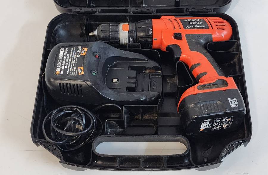 Sold at Auction: Black and Decker Firestorm 12v Cordless drill