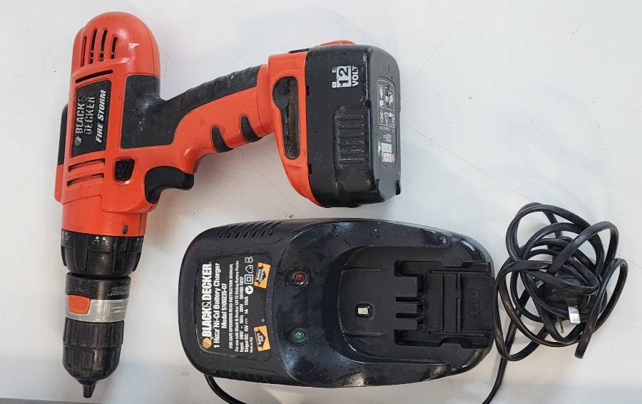 Sold at Auction: Black and Decker Firestorm 12v Cordless drill