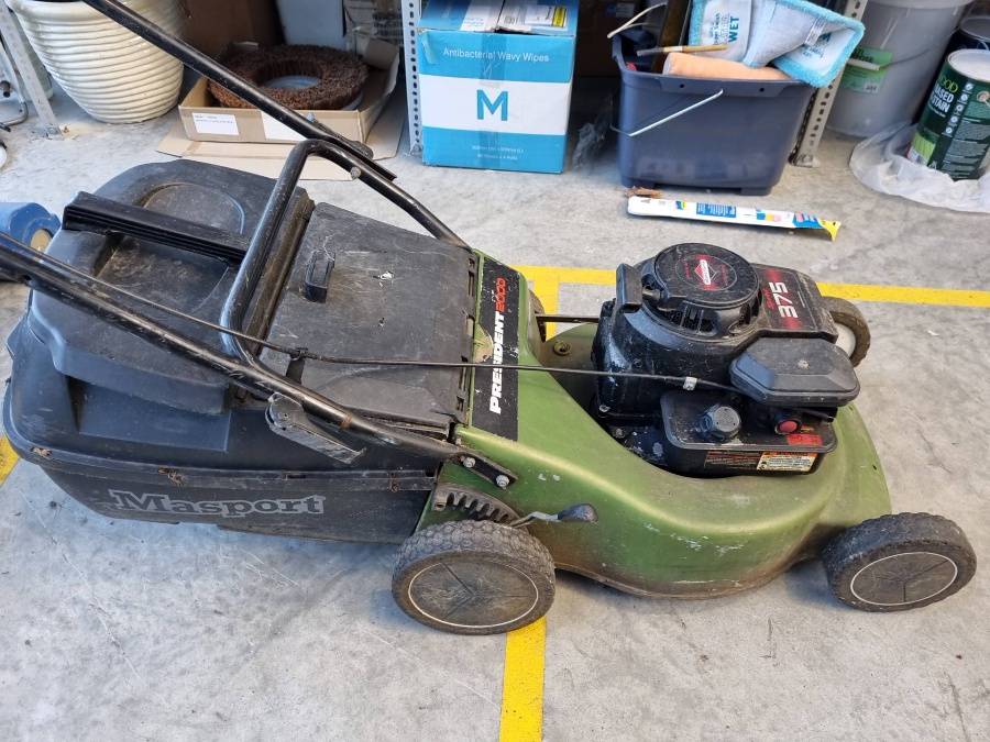 Masport president online mower